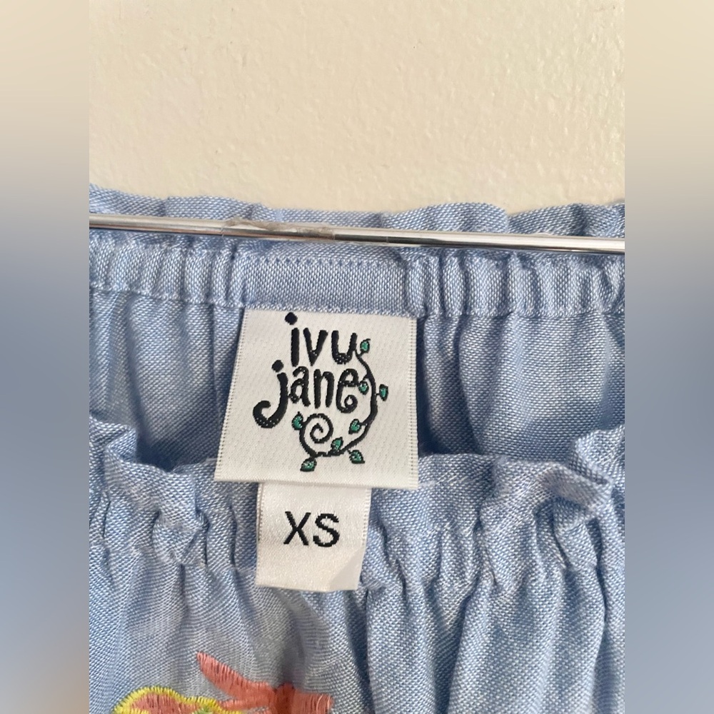Ivy Jane off shoulder embroidered chambray dress Size X- Small- EUC - Picture 6 of 10